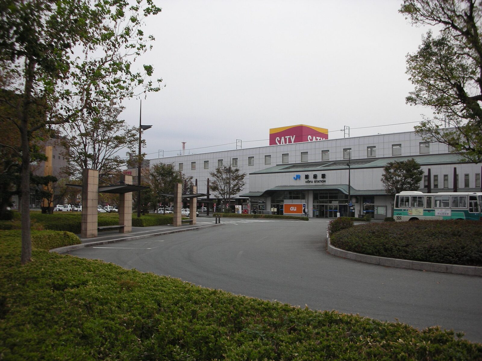 11月1日 防府市 防長バスの上木部バス停が移設 乗り場は大平山県営住宅1号棟の西側駐車場の近く