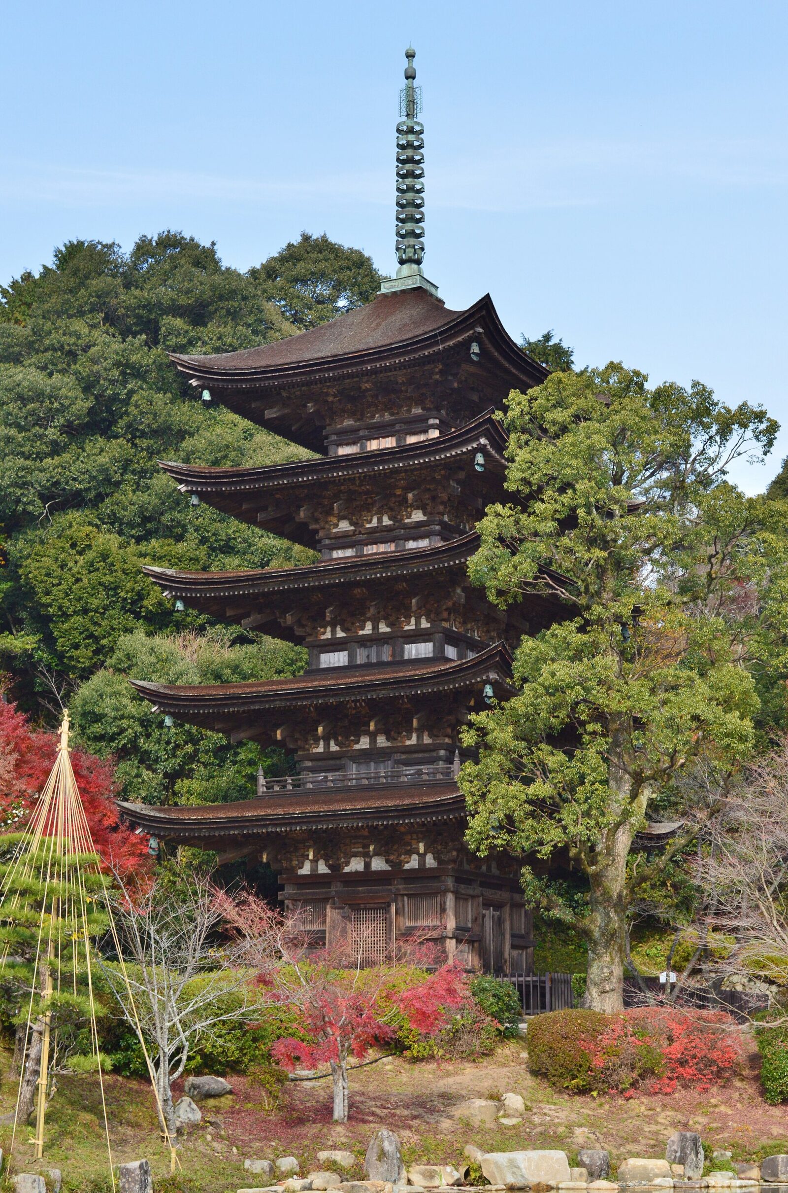 国宝瑠璃光寺五重塔